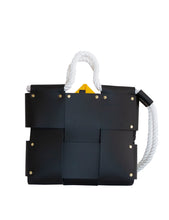 Cargar imagen en el visor de la galería, 18 BASKET TOTE - black